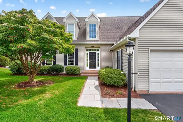 3 Cavendish Place #3, Avon, CT 06001