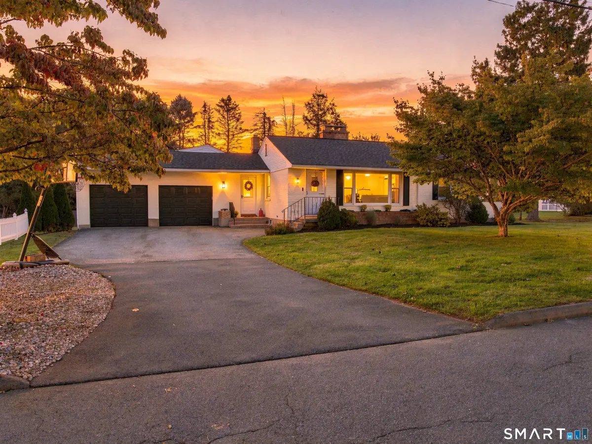 10 Sunset Drive, Cromwell, CT 06416 - #1