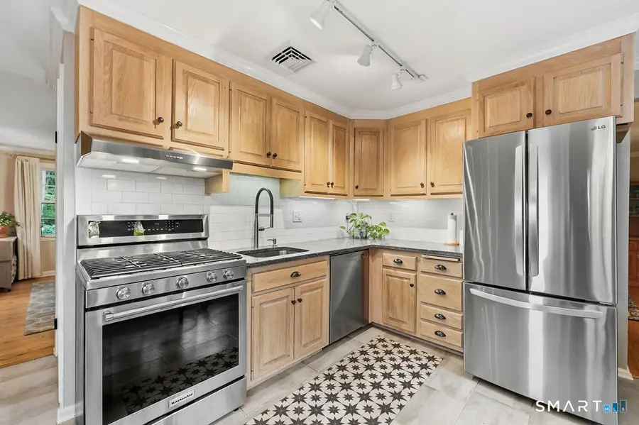 32 Wellsweep Drive, Madison, CT 06443 - #3
