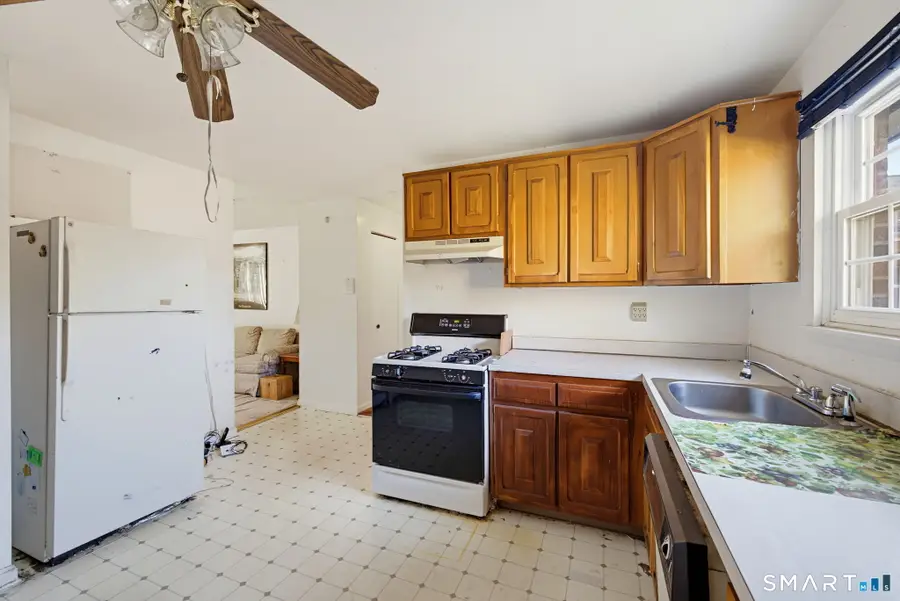 1089 Blue Hills Avenue #C, Bloomfield, CT 06002 - #3