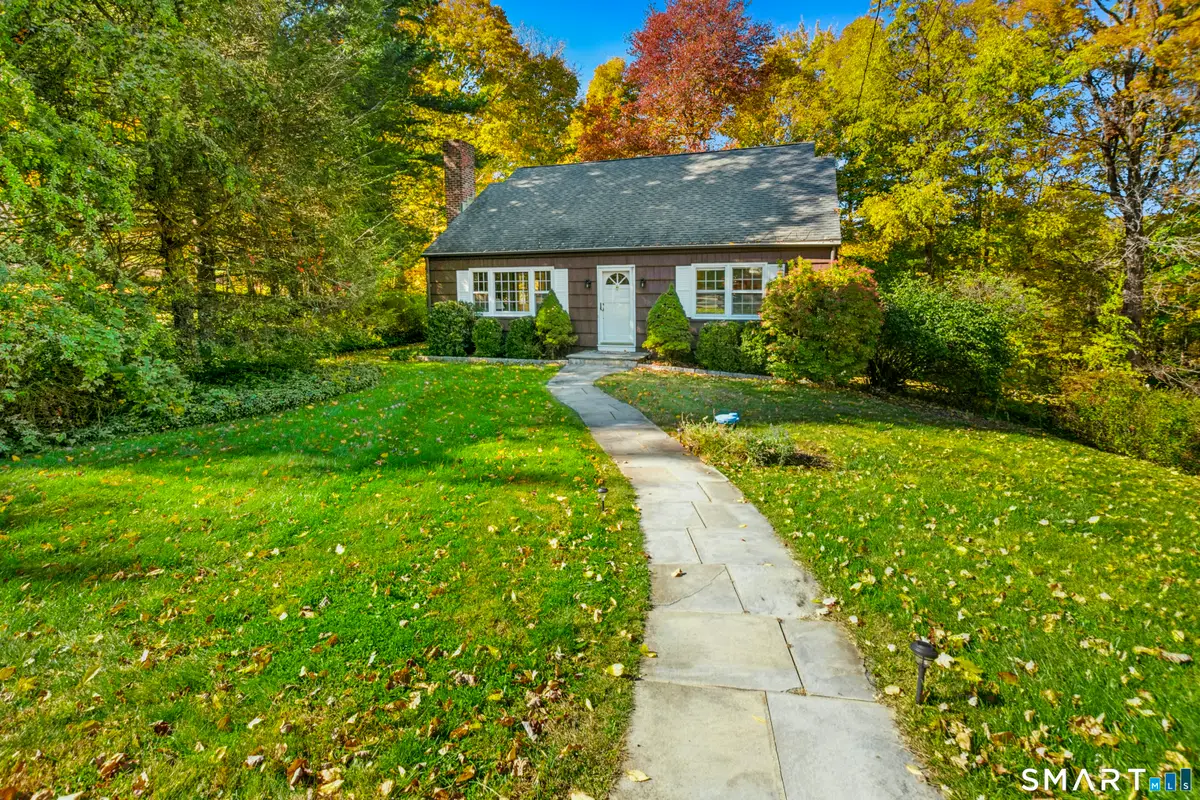 22 Ramapoo Hill Road, Ridgefield, CT 06877 - #1