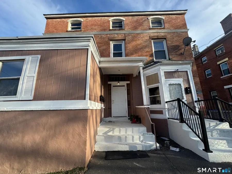 86 Edwards Street, Hartford, CT 06382 - #2