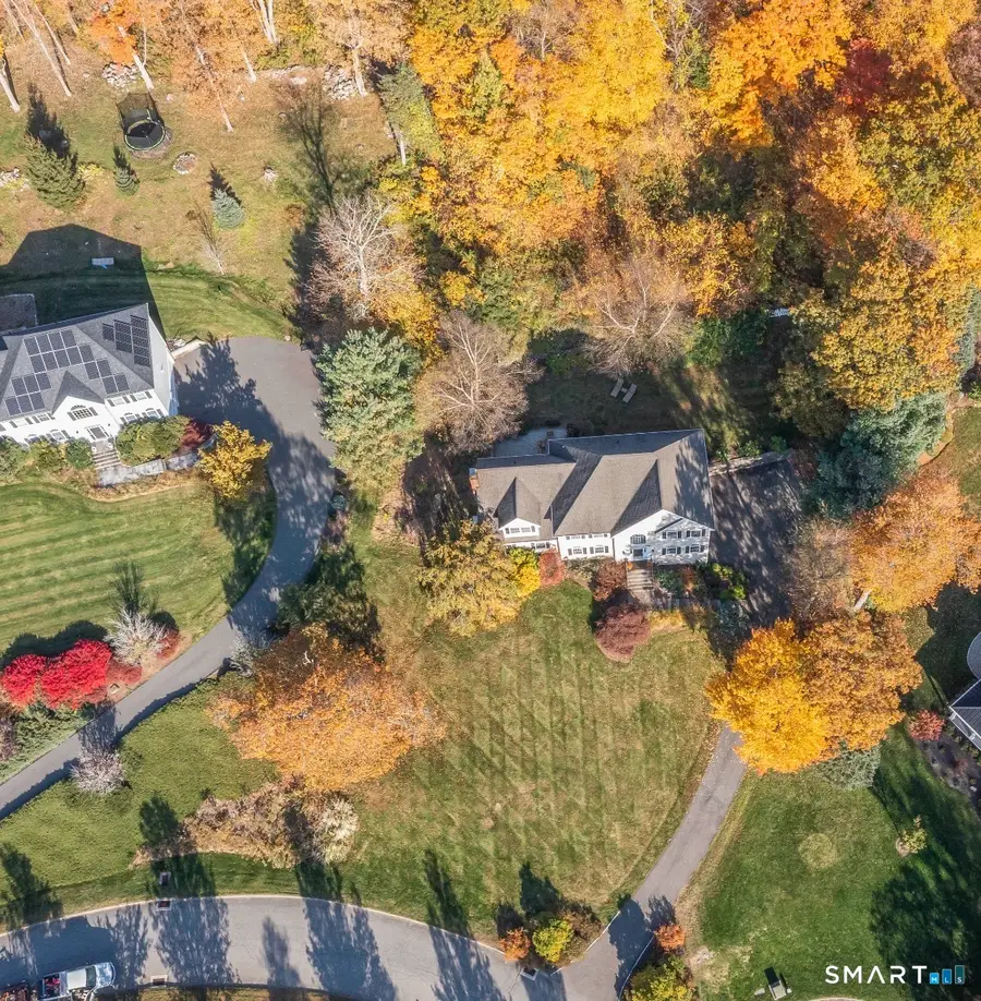 15 Wedgewood Court, Newtown, CT 06470 - #3