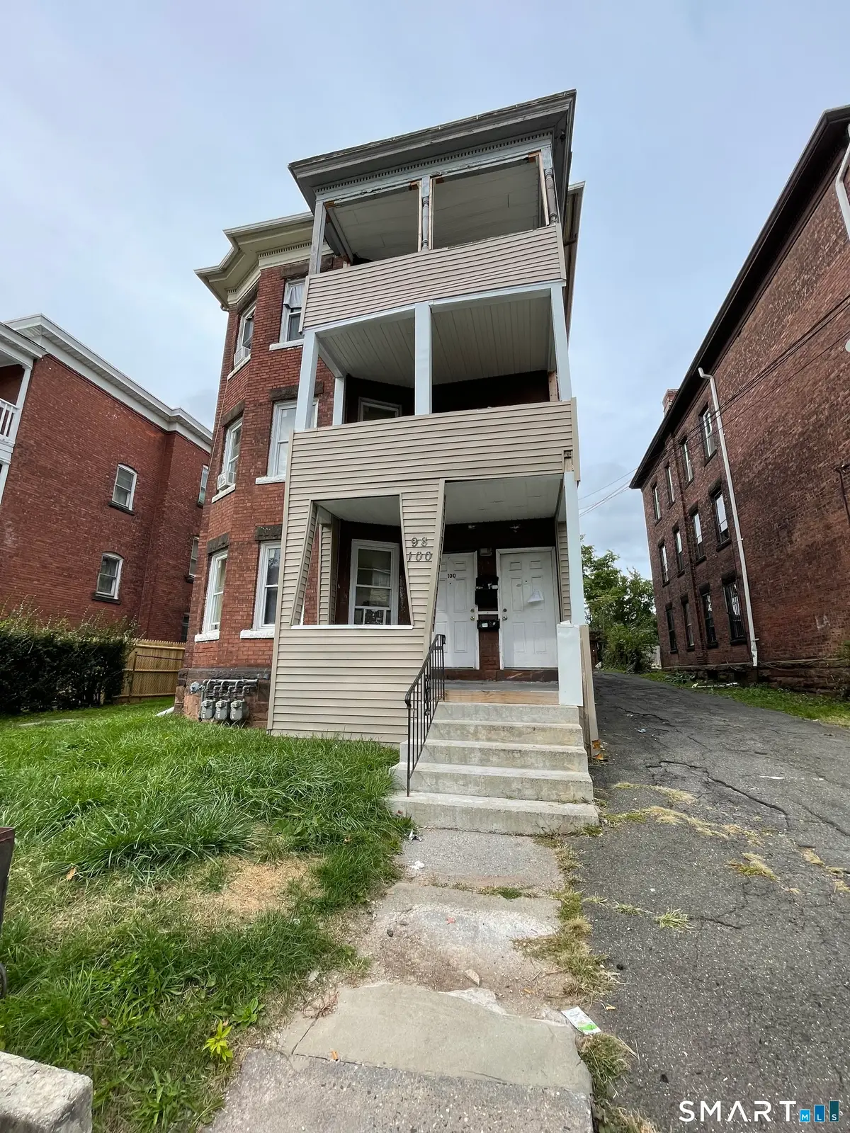 98-100 Russ Street, Hartford, CT 06106 - #1