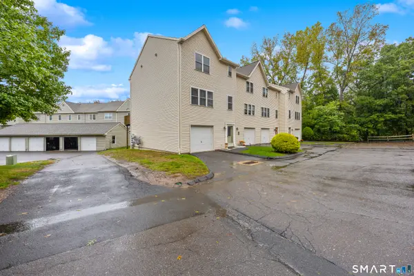 40 Cornerstone Court #16, Southington, CT 06479