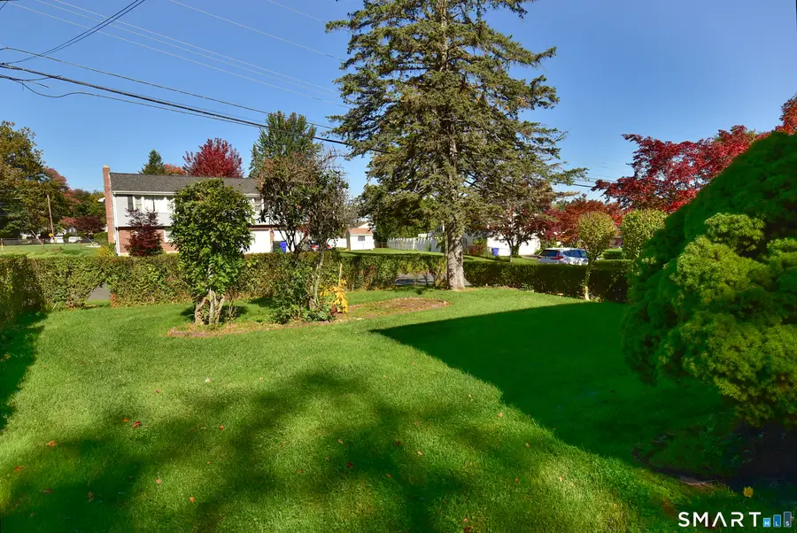 132 Ridge Crest Circle, Wethersfield, CT 06109 - #3