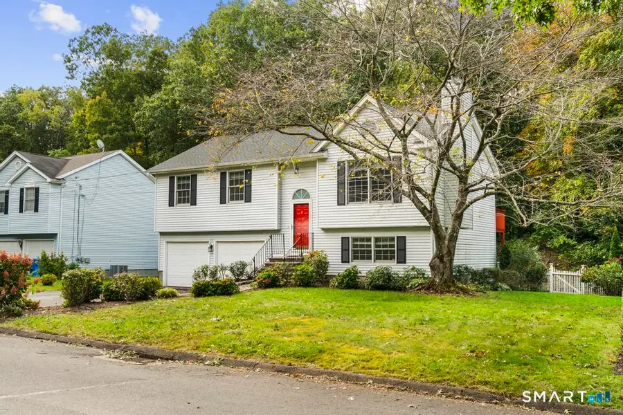 315 Kenwood Avenue, Hamden, CT 06518 - #2