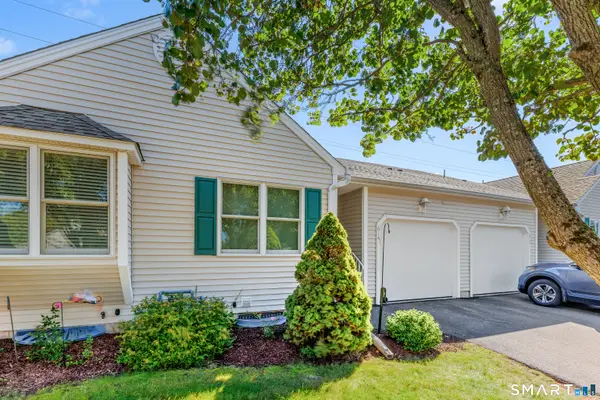 614 Overlook Path #614, Southington, CT 06489