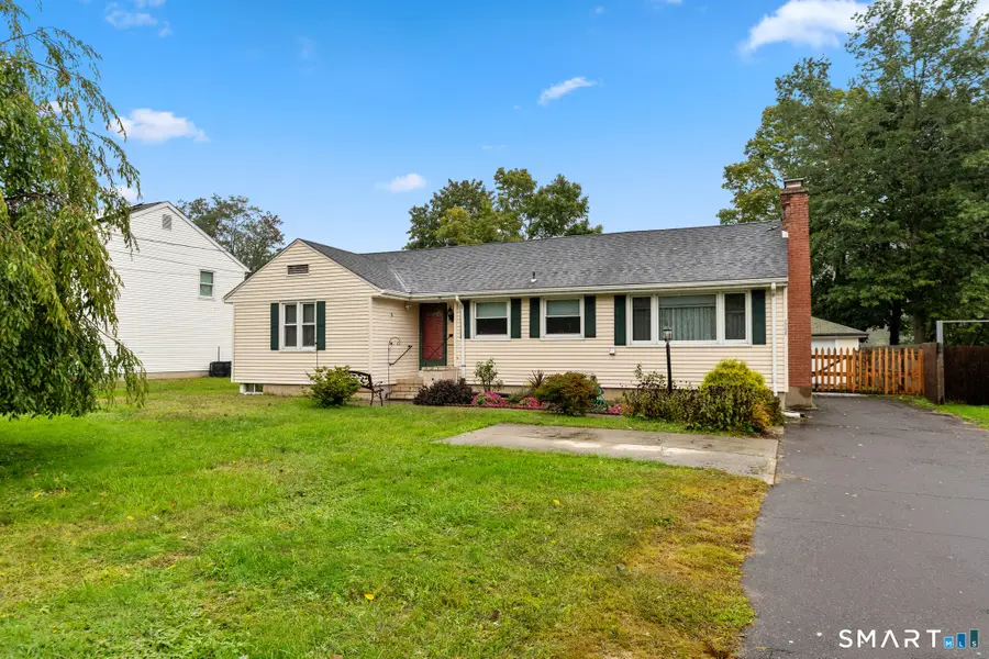 1781 Litchfield Turnpike, Woodbridge, CT 06525 - #3