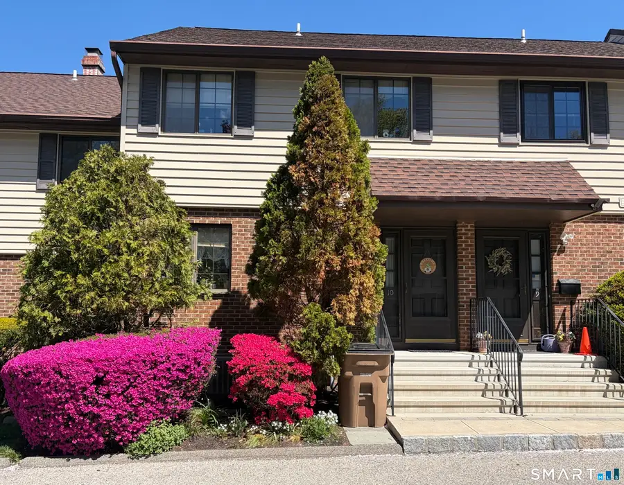 202 Soundview Avenue #10, Stamford, CT 06902 - #3
