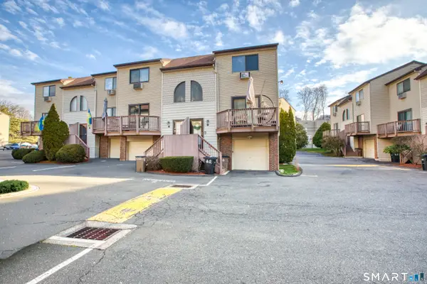 60 Lawn Avenue #20, Stamford, CT 06902
