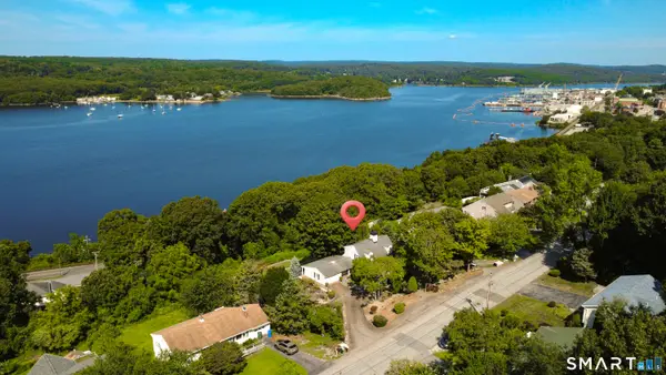 87 Phoenix Drive, Groton, CT 06340