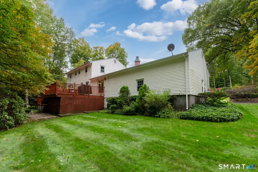 28 Springbrook Road, Avon, CT 06001 - #3