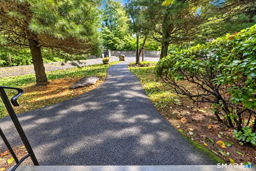 401 Swanson Crescent #401, Milford, CT 06461 - #3