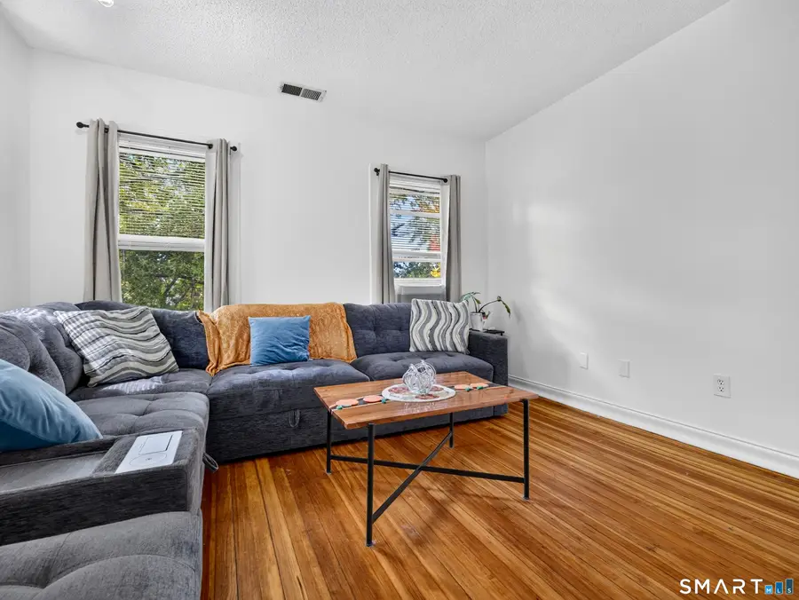 977 Townsend Avenue, New Haven, CT 06512 - #3