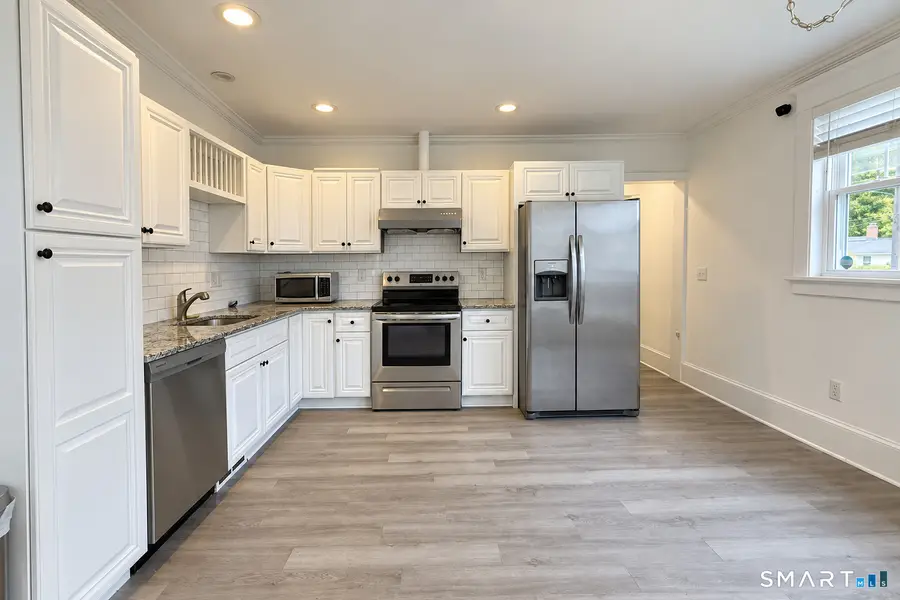26 Union Street, Seymour, CT 06483 - #3
