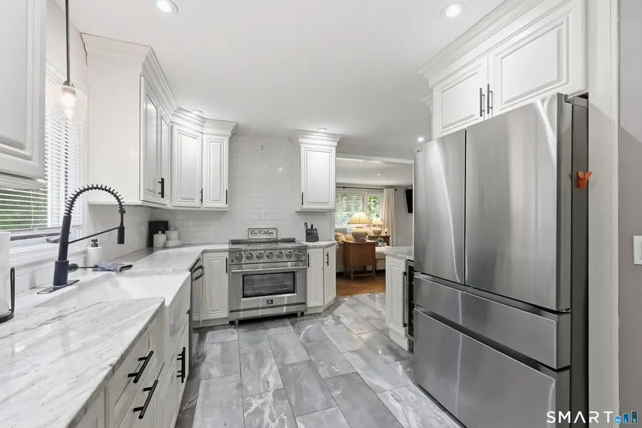 95 Moravia Road, Avon, CT 06001 - #2