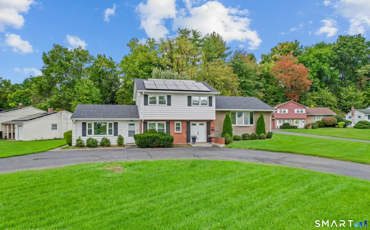 88 Wintonbury Avenue, Bloomfield, CT 06002 - #1