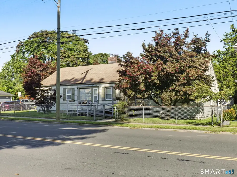 1720 Capitol Avenue, Bridgeport, CT 06604 - #3