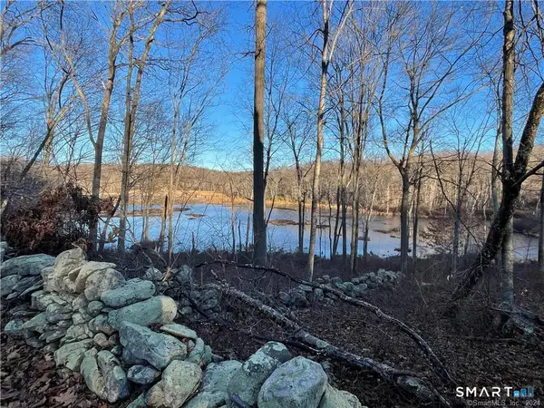 1 Houperts Way, Clinton, CT 06413