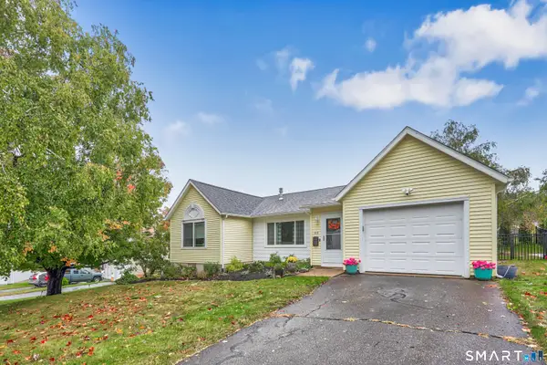 44 Algonquin Way, Bristol, CT 06010
