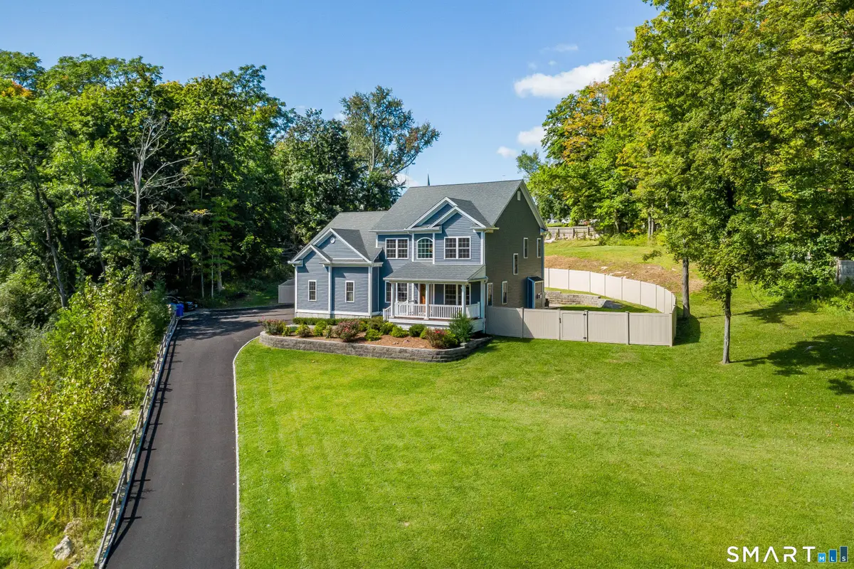 1 Christian Lane, Brookfield, CT 06804 - #1