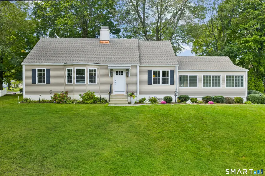 18 Koger Road, Trumbull, CT 06611 - #2