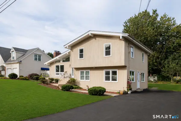 21 Fenbrook Road, Old Saybrook, CT 06475