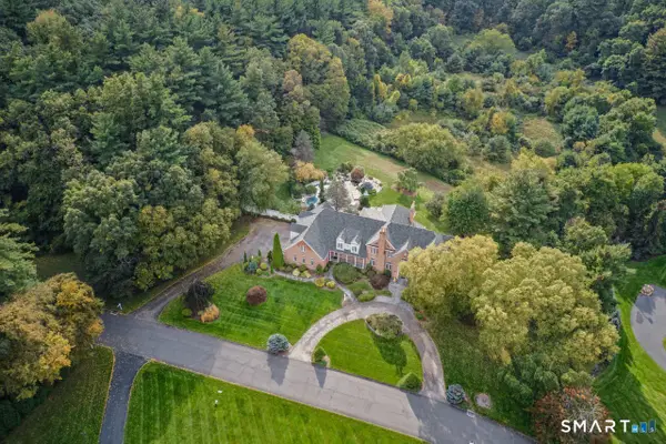 39 Hazen Drive, Avon, CT 06001
