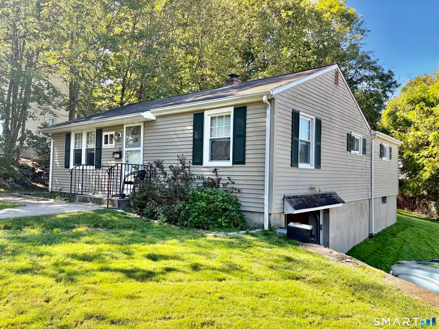 115 Dracut Avenue, Waterbury, CT 06704 - #2