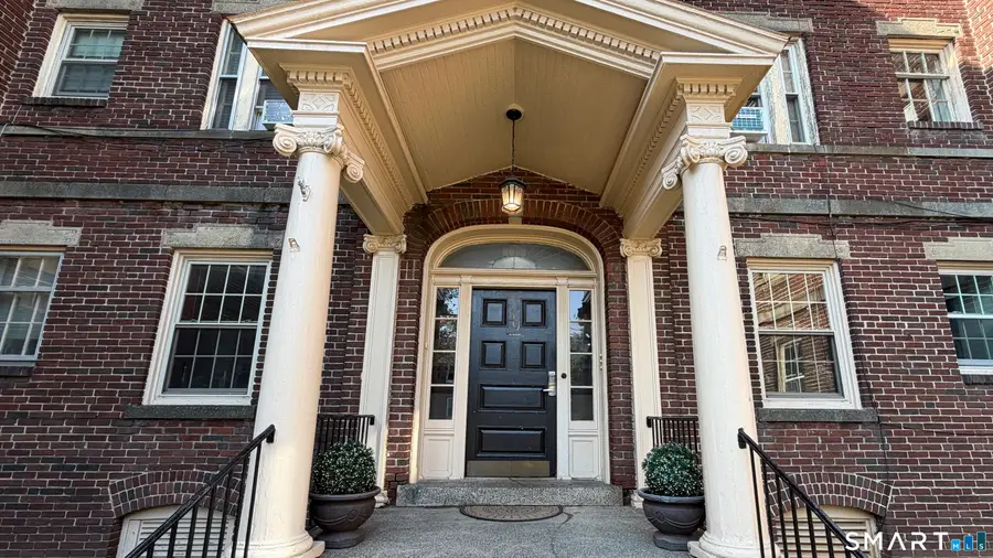 59 Rennell Street #19, Bridgeport, CT 06604 - #3