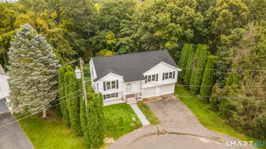 63 Oakcrest Circle, Waterbury, CT 06708 - #3