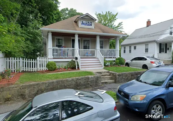 19 Ridgeway Street, Stamford, CT 06907