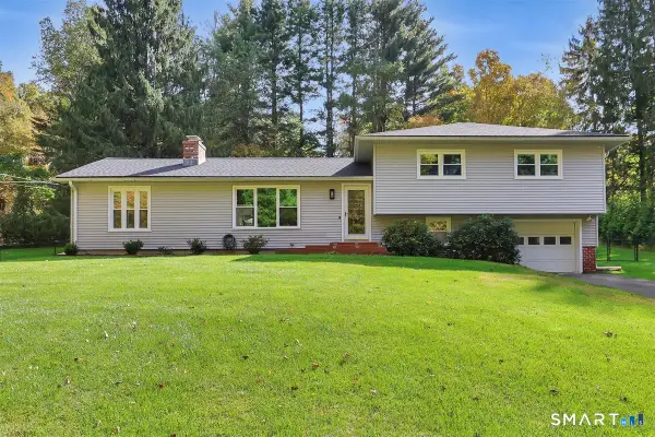 961 Middlebury Road, Middlebury, CT 06762