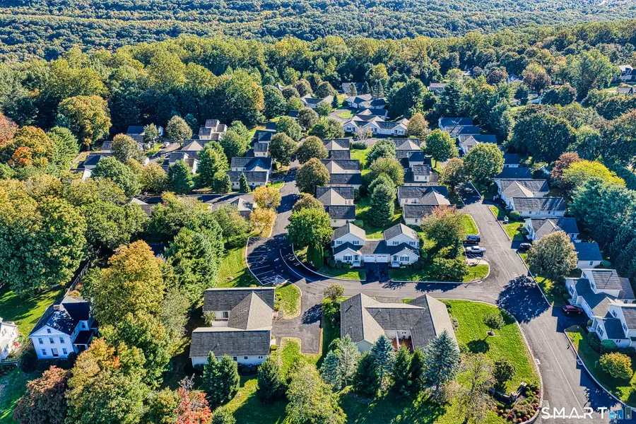 36 Long Hill Place, Trumbull, CT 06611 - #2