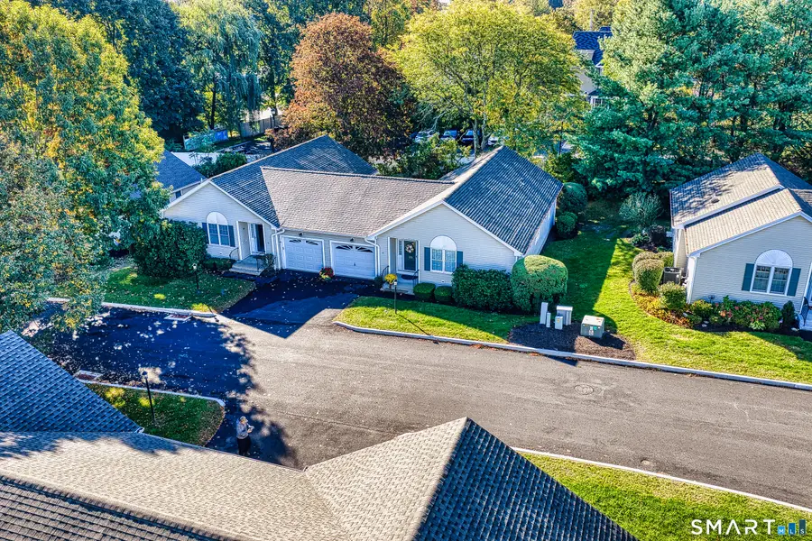 36 Long Hill Place, Trumbull, CT 06611 - #3