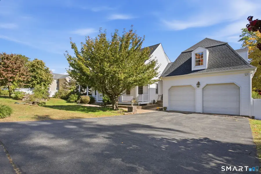 17 Robindale Drive, Berlin, CT 06037 - #3