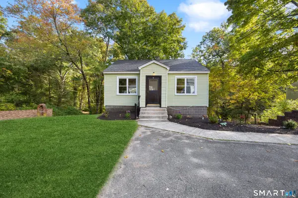 34 Oxford Road, Oxford, CT 06478