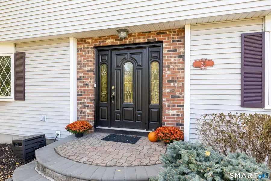 29 Valley View Drive, Newington, CT 06111 - #3