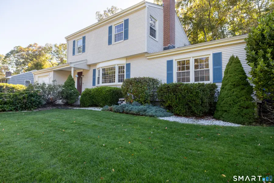 23 Oakwood Drive, Gales Ferry, CT 06335 - #3