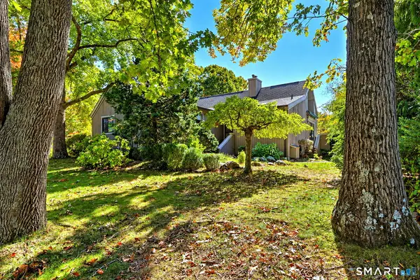 532 Narraganset Lane #A, Stratford, CT 06614