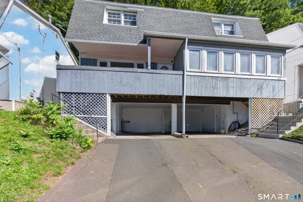 333 Mill Rock Road #333, Hamden, CT 06517