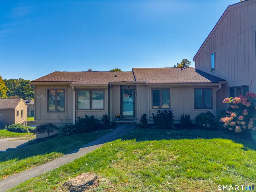 28 Pilgrim Harbor #A, Wallingford, CT 06492 - #3