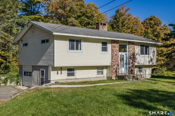 11 Ledgewood Drive, Mansfield, CT 06268