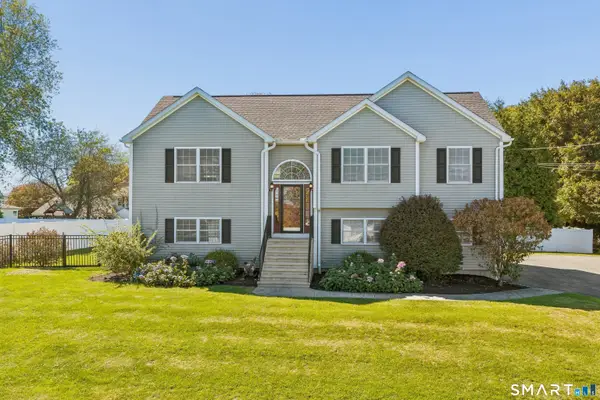 38 Jeanette Road, Danbury, CT 06811