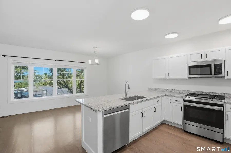 301 Harbour Close #102, New Haven, CT 06519 - #3