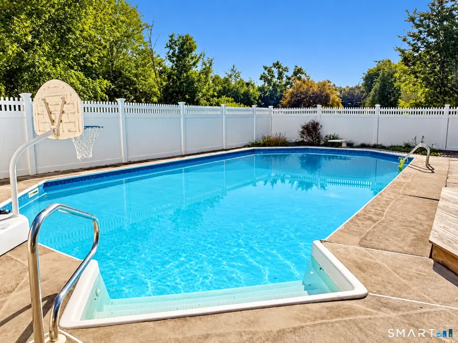 18 Michele Drive, Portland, CT 06480 - #3