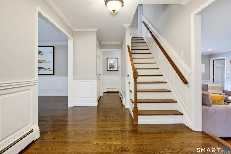 8 Glen Lane, Weston, CT 06883 - #2