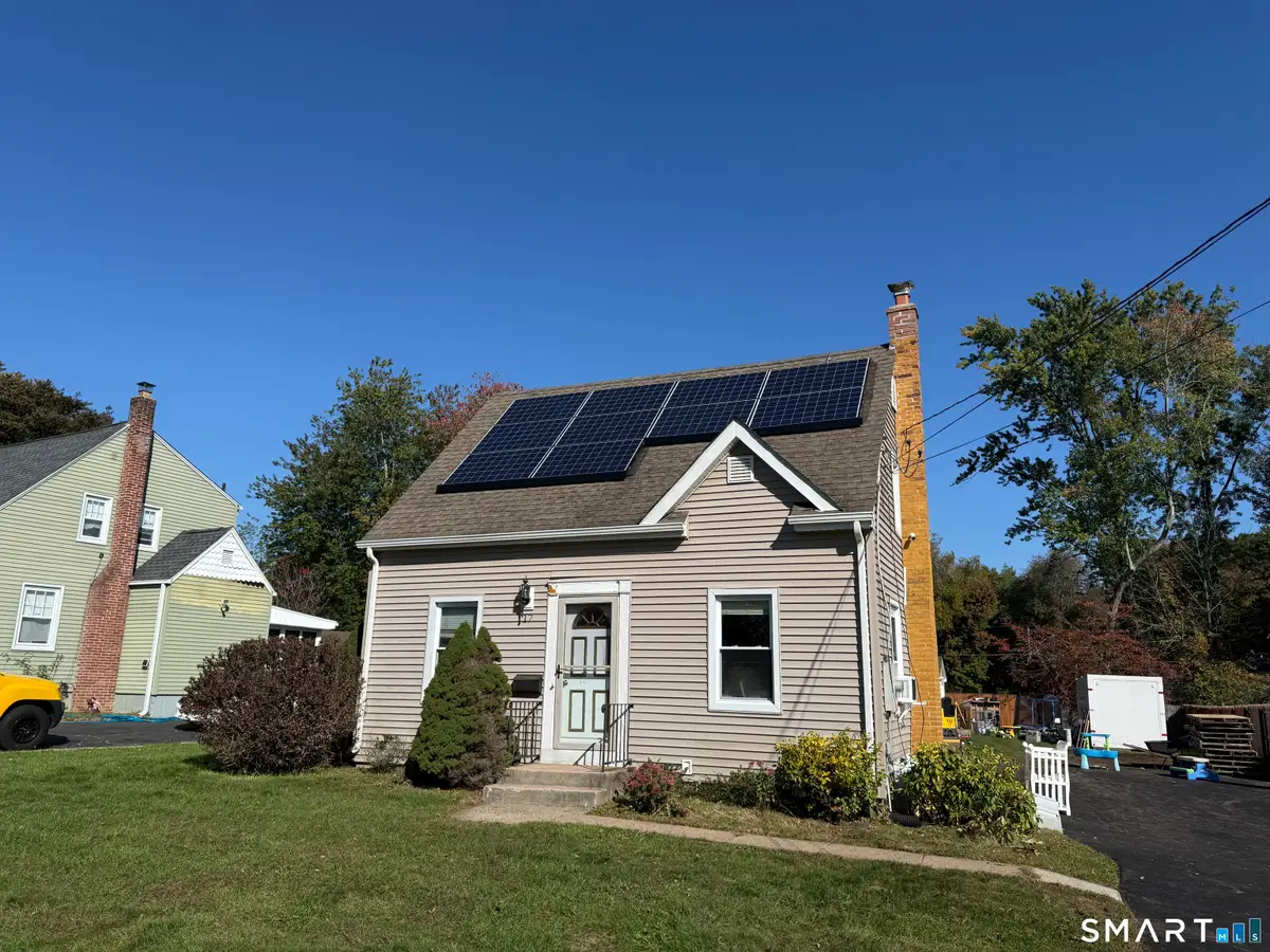 17 Pearl Street, Windsor Locks, CT 06096 - #1