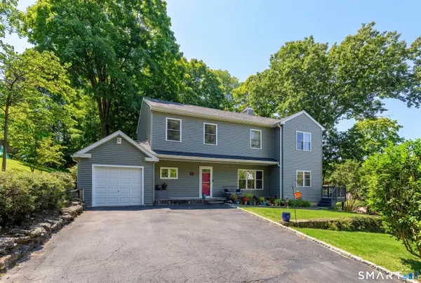 14 Moody Lane, Danbury, CT 06811